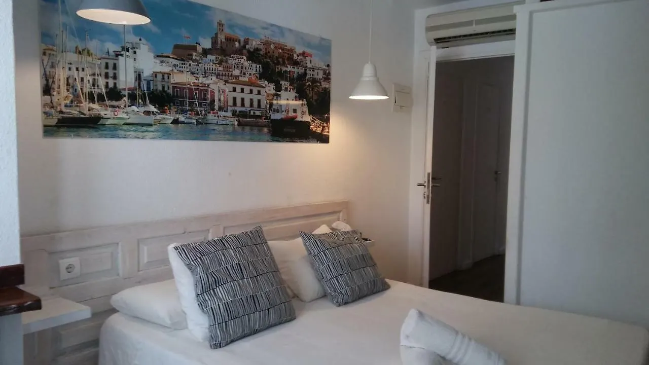 Hostal Ibiza ספרד